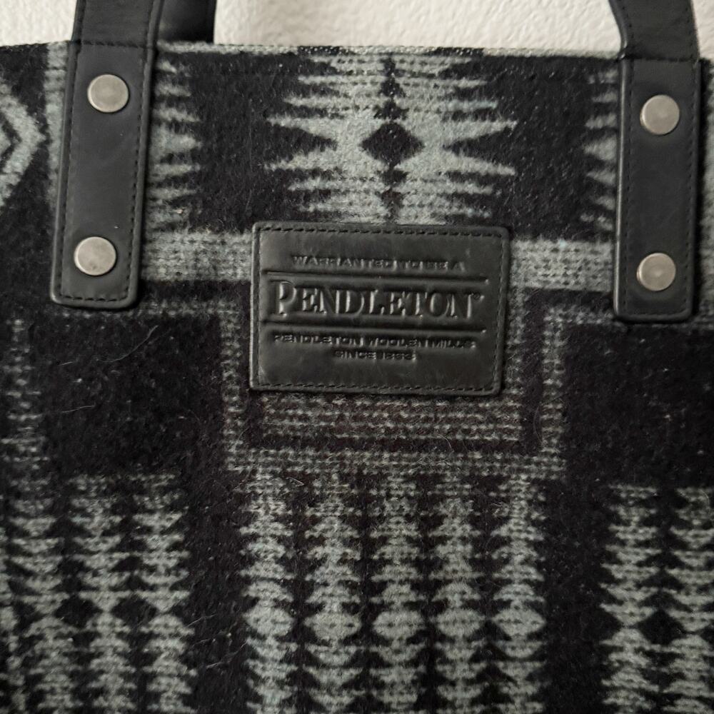 Pendleton | Long Tote Foldover Bag Crossbody Wool… - image 6